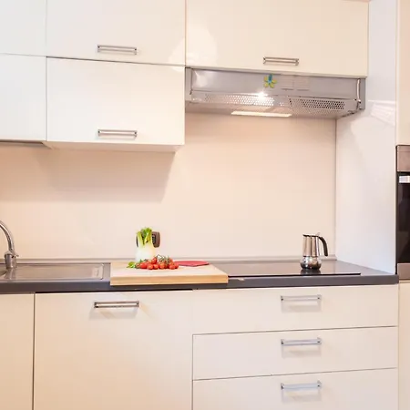 Etna, Mare E Casa de Férias Mascali